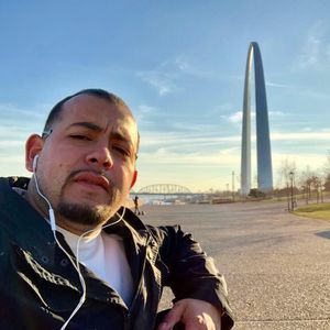 Meet your Posher, Ray